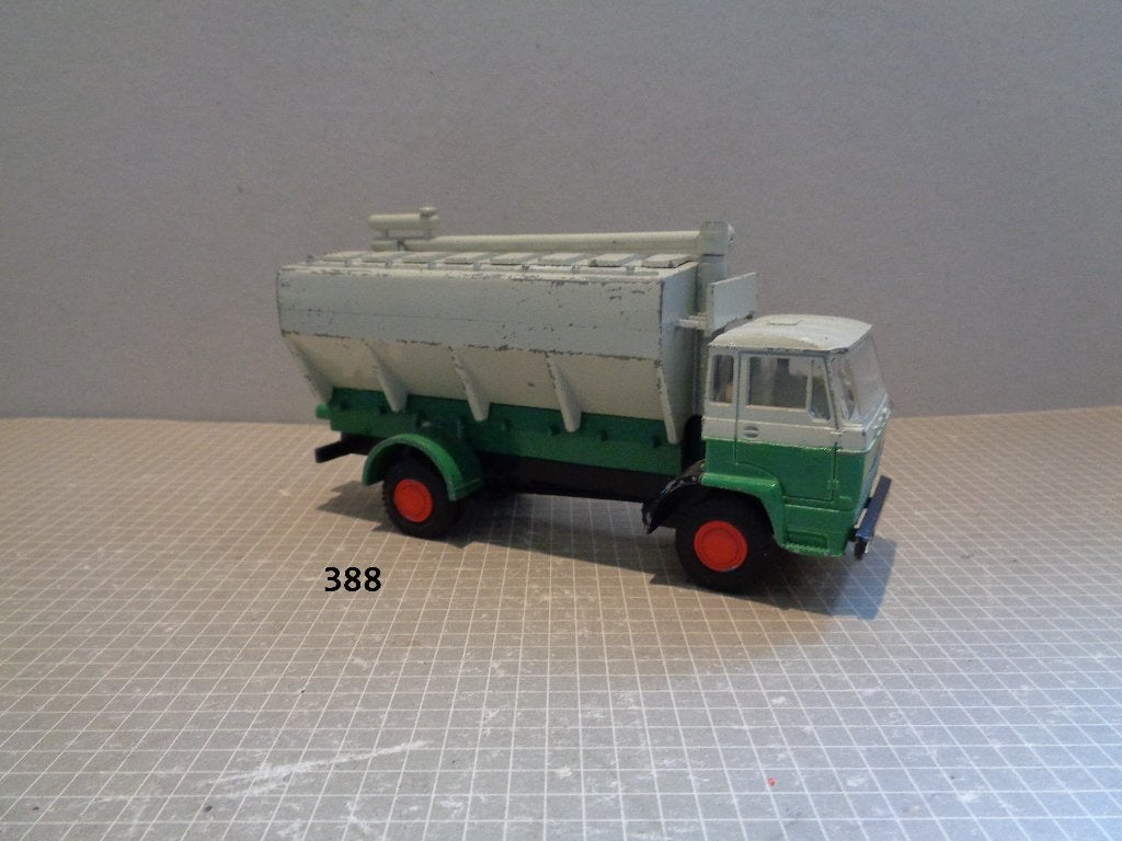 lion daf 2000 vijzelwagen, Hobby en Vrije tijd, Modelauto's | 1:50, Ophalen of Verzenden, Zo goed als nieuw, Bus of Vrachtwagen