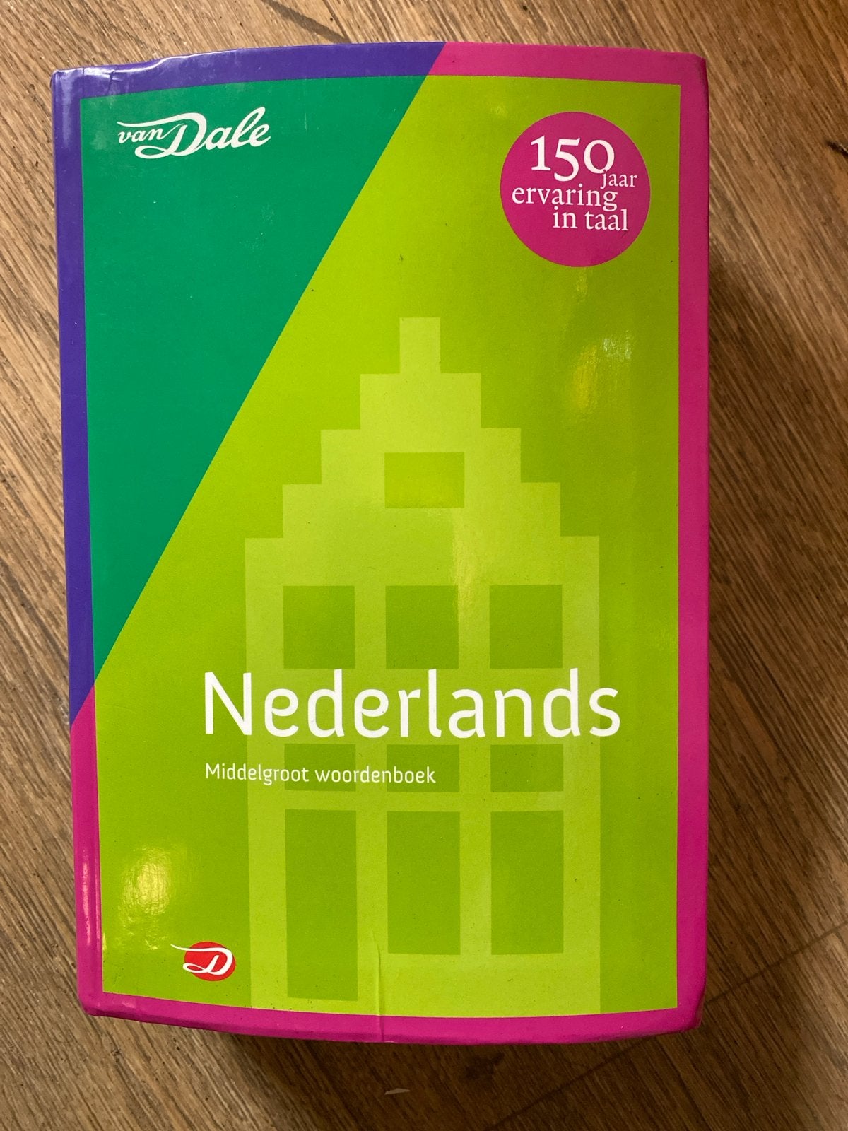 Van Dale Middelgroot woordenboek Nederlands, Boeken, Ophalen, Zo goed als nieuw, Van Dale, Nederlands