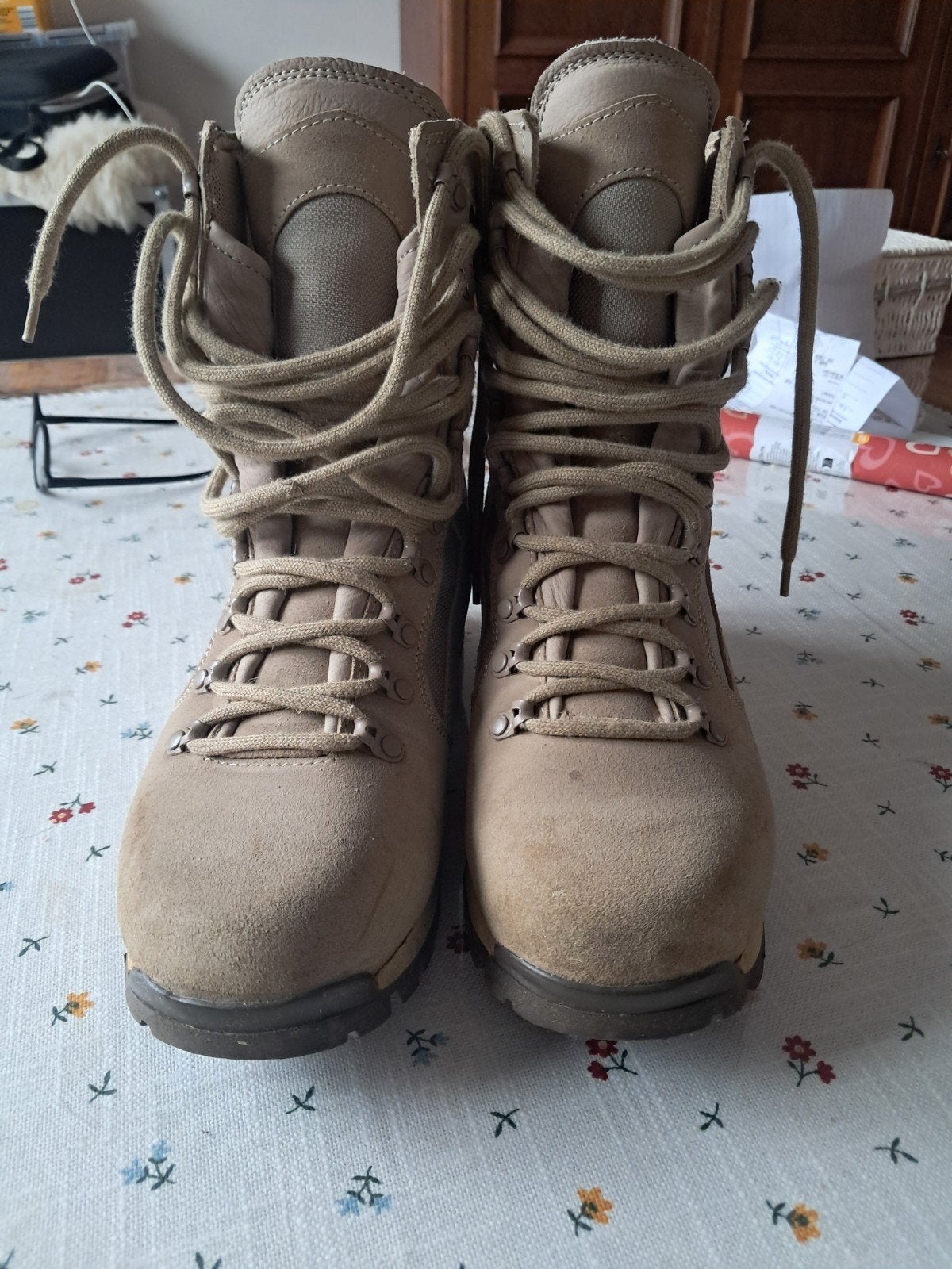 Meindl Desert Schoenen - Maat 44 EU / UK 9.5, Ophalen of Verzenden, Zo goed als nieuw, Schoenen