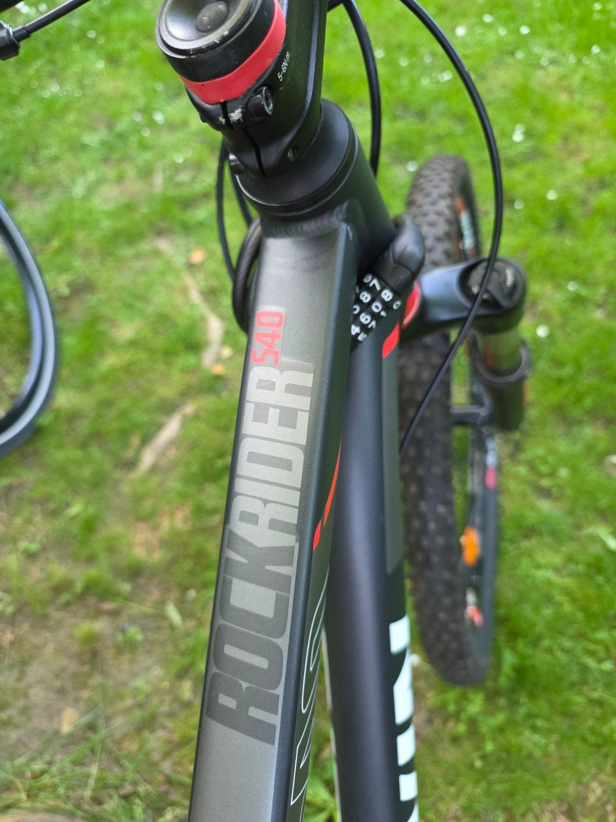 B'Twin Rockrider 540 Mountainbike - Zo goed als nieuw, Fietsen en Brommers, Fietsen | Mountainbikes en ATB, Ophalen of Verzenden
