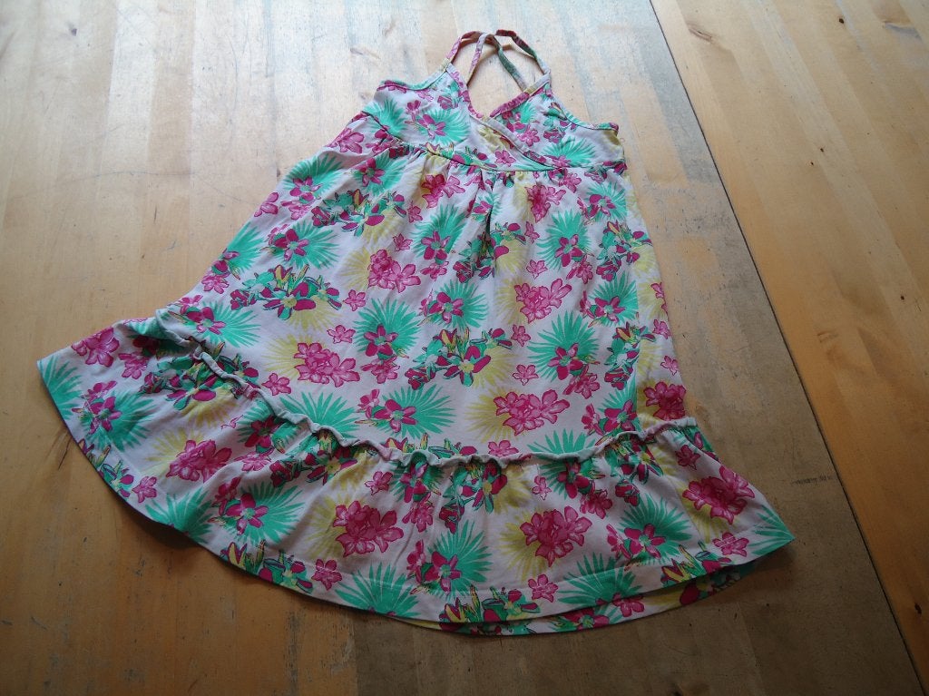 Leuke vrolijke zomer jurk van Pepperts! maat 122 - 128 (M90), Pepperts!, Meisje, Ophalen of Verzenden, Zo goed als nieuw