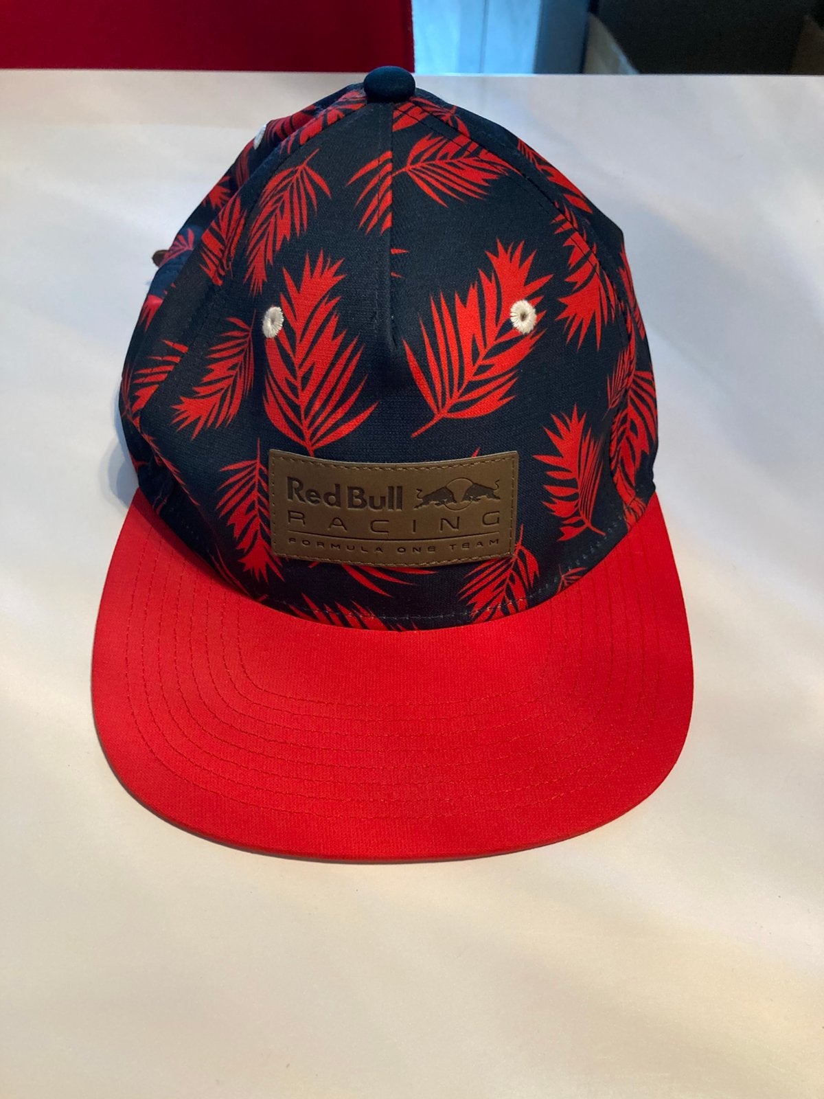 Red bull racing cap, Verzamelen, Automerken, Motoren en Formule 1, Ophalen of Verzenden, Nieuw, Formule 1