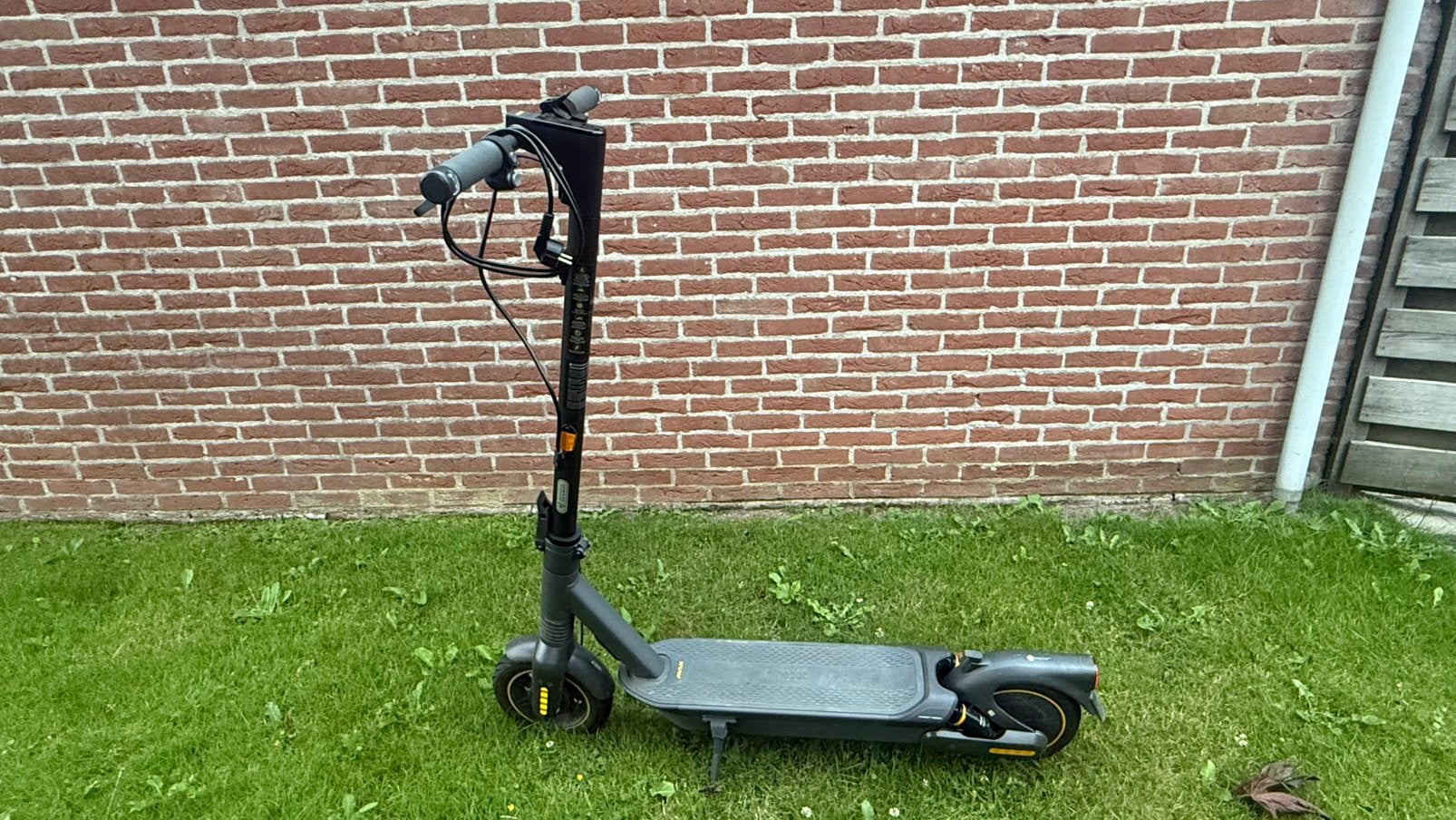 Ninebot KickScooter Max G2, Fietsen en Brommers, Steps, Zo goed als nieuw, Elektrische step (E-scooter), Ophalen