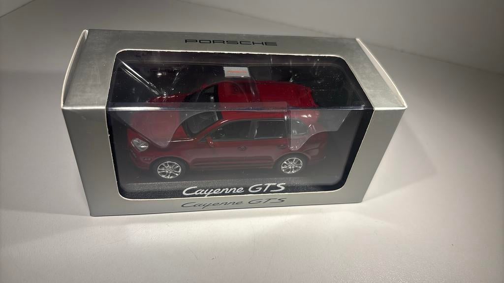 Porsche cayenne gts minichamps 1.43, Auto, Ophalen of Verzenden, MiniChamps, A