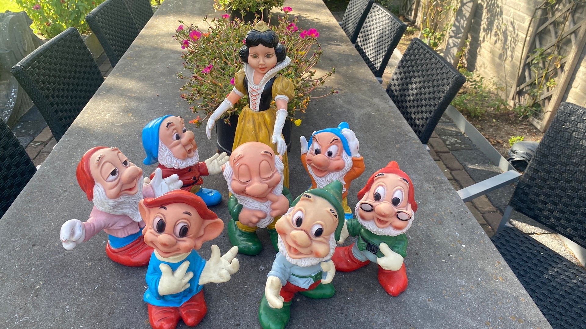 Complete vintage set disney sneeuwwitje en de zeven dwergen, Antiek en Kunst, Ophalen