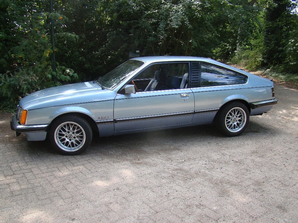 Opel Monza 30E type A1, Automaat, Omega, Achterwielaandrijving, Blauw