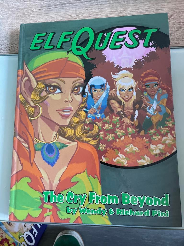 ElfQuest: The Cry From Beyond - Graphic Novel, Ophalen, Zo goed als nieuw