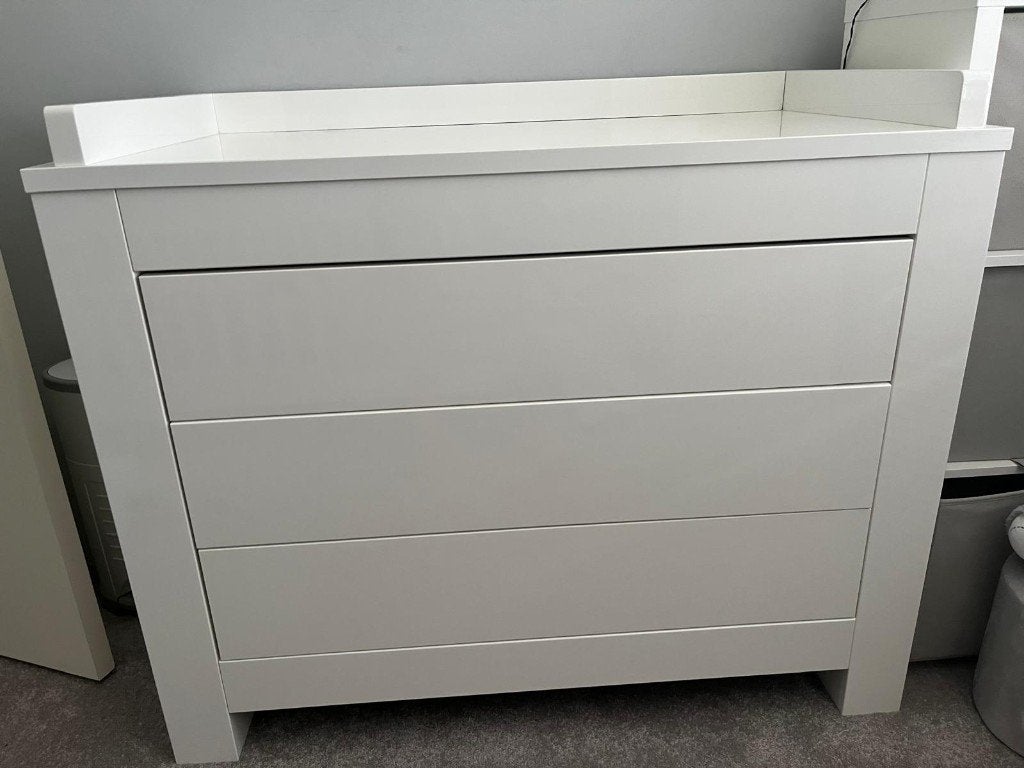 Kidsmill Alaska commode hoogglans wit 3 lades, Ophalen, 50 tot 70 cm, 100 cm of meer, Zo goed als nieuw