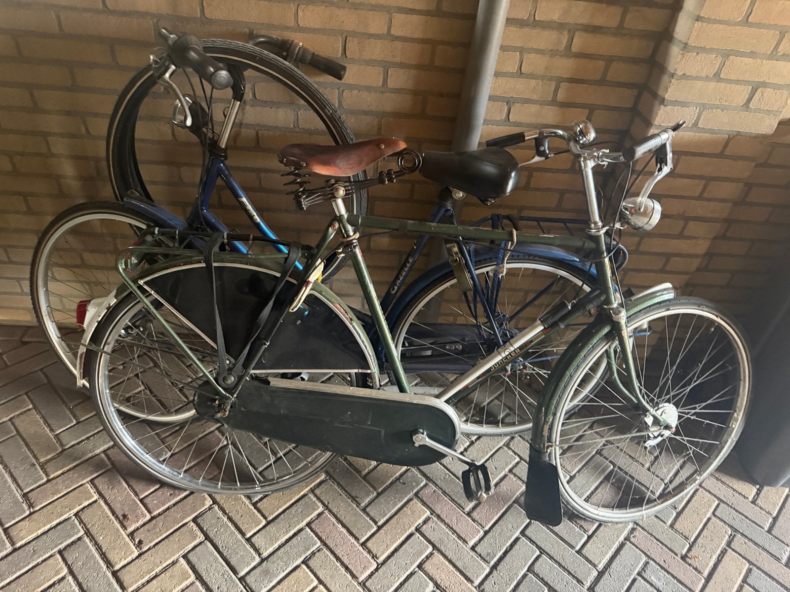 2 Gazelle Popal fietsen voor opknap of onderdelen, Fietsen en Brommers, Fietsen | Dames | Damesfietsen, Ophalen, Gebruikt, Gazelle