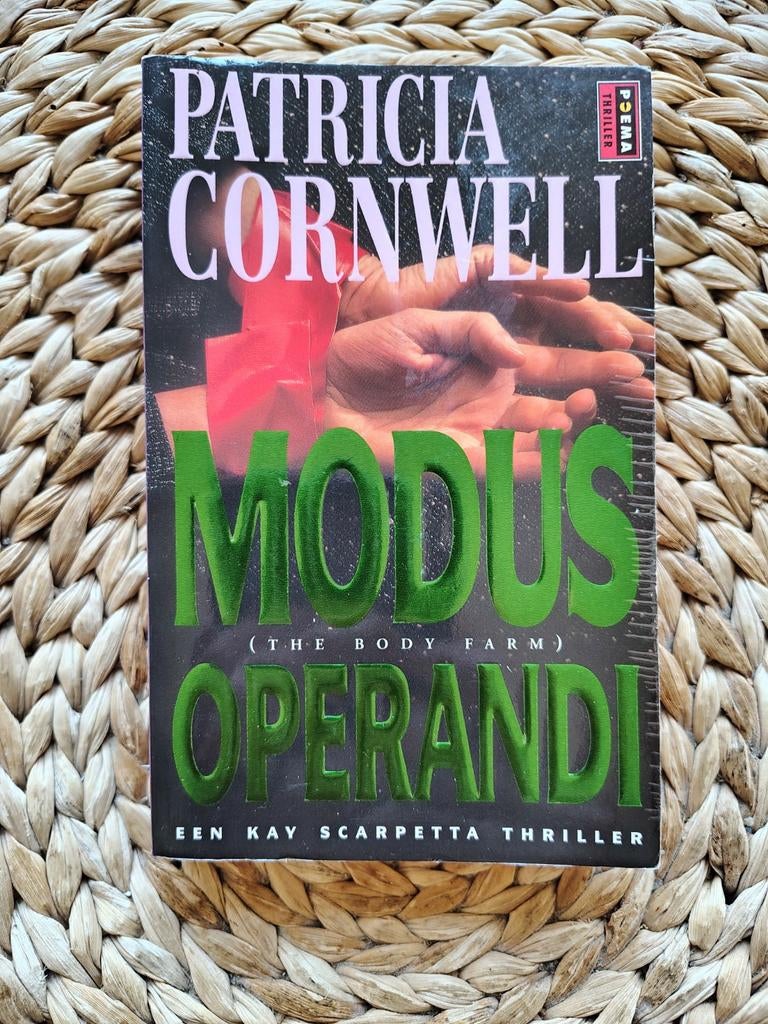 Patricia Cornwell - Modus operandi, Ophalen of Verzenden, Gelezen