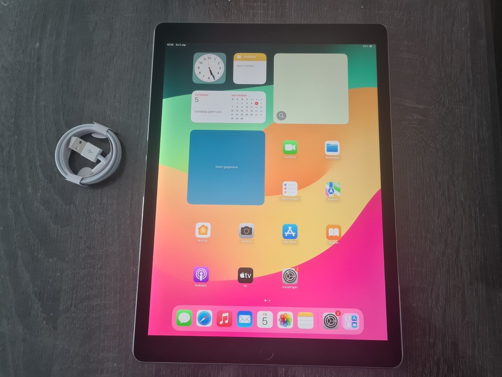 zo goed als nieuw IPad pro 12,9 inch 2e generatie 64 GB ., Computers en Software, Ophalen, Zo goed als nieuw, 13 inch of meer
