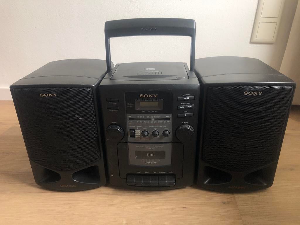 Sony CFD-2110 CD Radio Cassette Corder met Mega Bass, Gebruikt, Draagbaar, Ophalen of Verzenden, Tuner of Radio