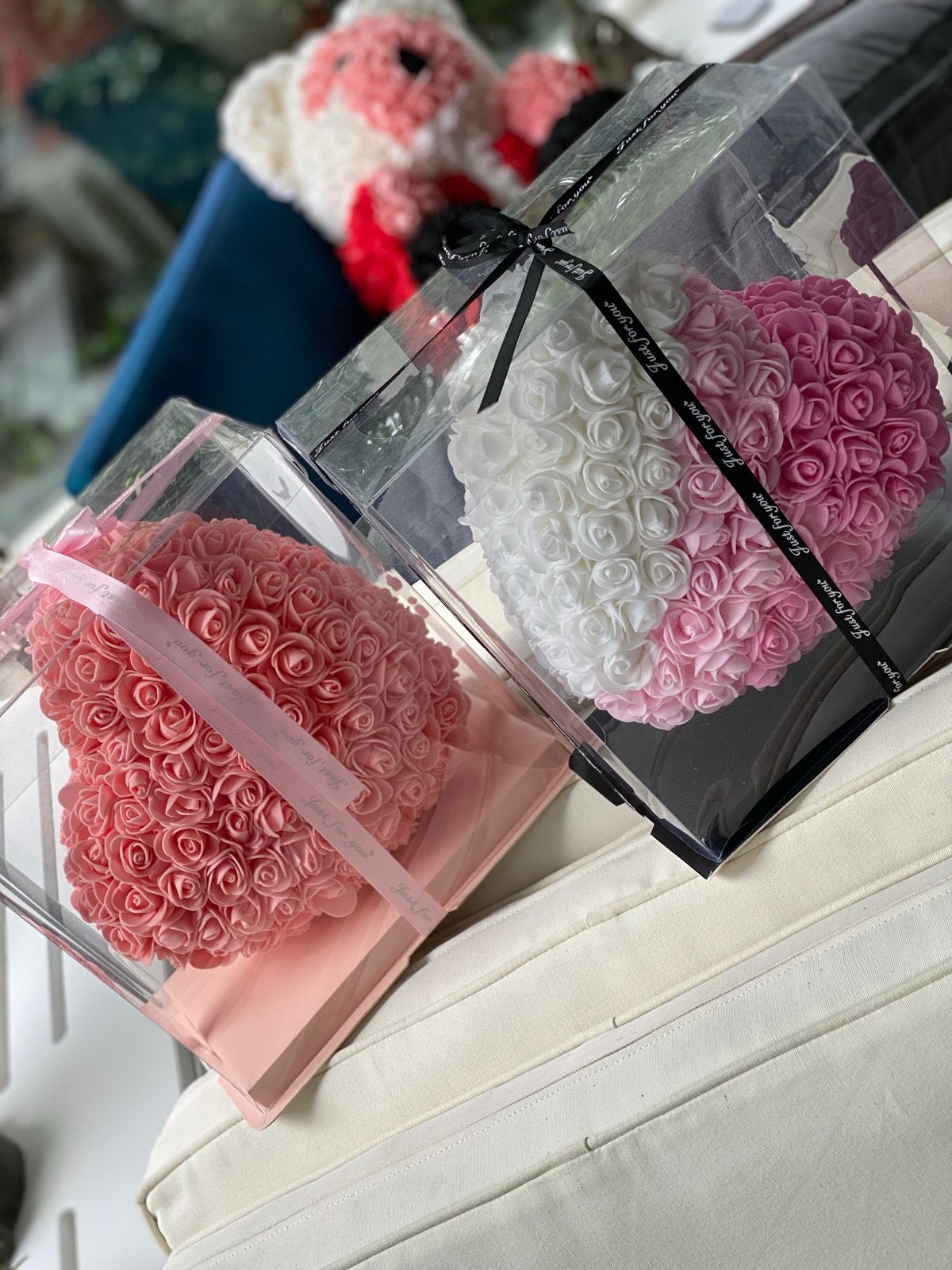 Rozenbeer hartvormig - Perfect cadeau voor elke gelegenheid, Ophalen of Verzenden, Nieuw, Meerkleurig, Textiel