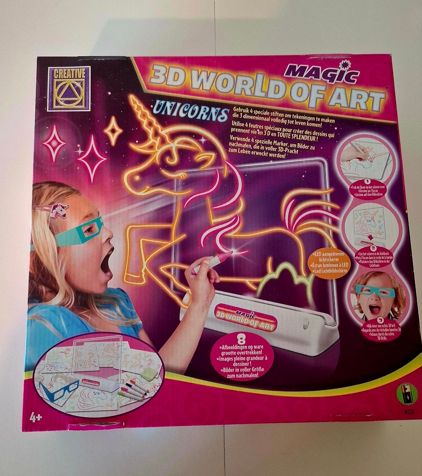 Small World Creative 3D Tekenbord Eenhoorns + 4 Markers + 3D, Kinderen en Baby's, Ophalen of Verzenden, Zo goed als nieuw