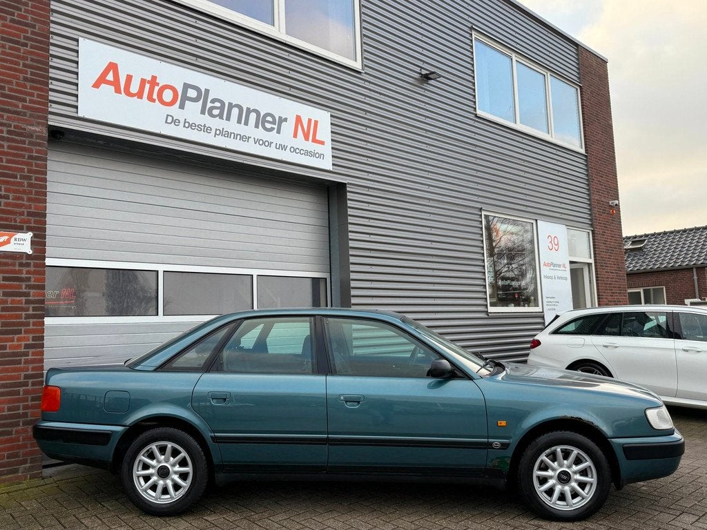 Audi 100 2.6 E! Elek.ramen! Schuifdak! Trekhaak!, Auto's, Audi, Stof, 150 pk, Blauw, 1650 kg
