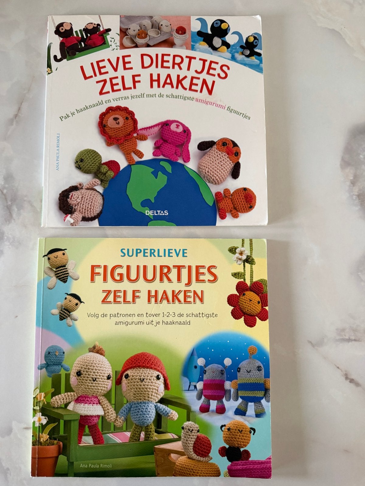 2x haakboeken: Lieve Diertjes en figuurtjes zelf haken, Ophalen of Verzenden, Gelezen, Breien en Haken