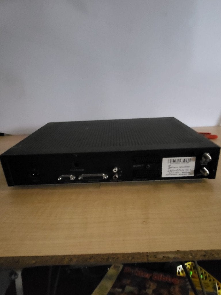 digital sateliet receiver, Ophalen of Verzenden, Zo goed als nieuw, Overige merken