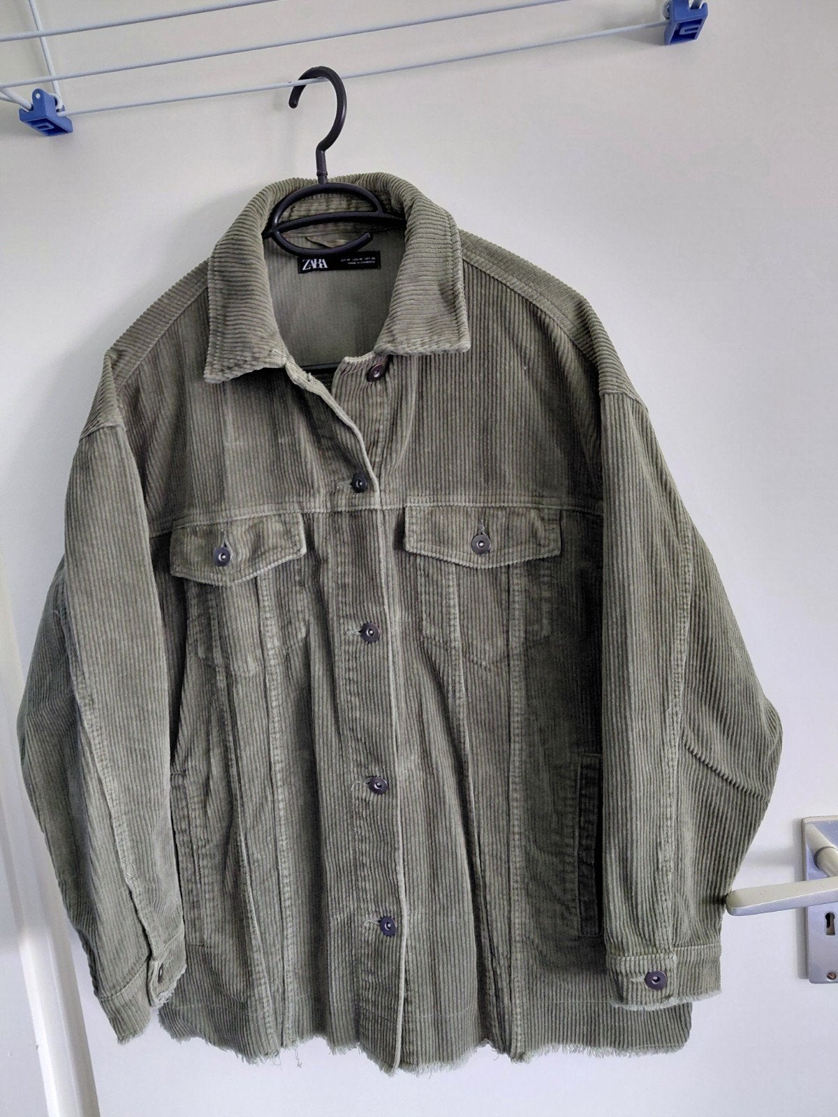 als nieuw groene jas blouse ribstof Zara maat M 3 euro, Maat 38/40 (M), Zara, Ophalen of Verzenden, Zo goed als nieuw