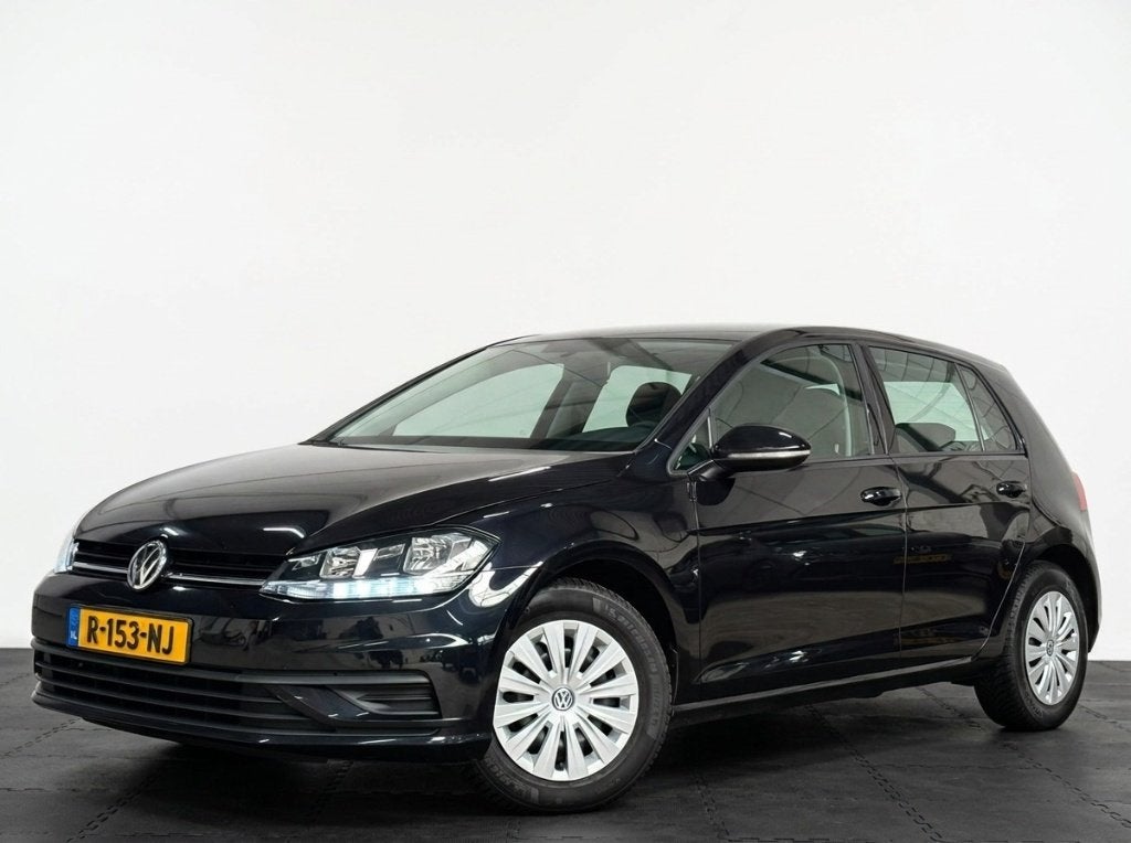 Volkswagen Golf 1.0 TSI 85KW 2018 Zwart - Carplay - AC, Auto's, Stof, Zwart, 4 cilinders, 610 kg