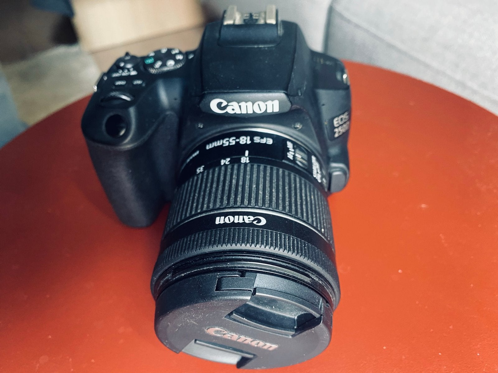 Canon EOS 250D spiegelreflexcamera met 18-55mm lens, Ophalen, Spiegelreflex, Canon, Zo goed als nieuw