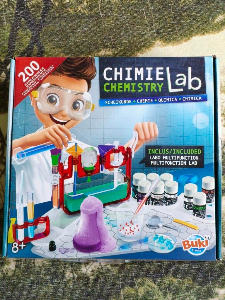 Buki Chimie lab gebruikt, Kinderen en Baby's, Speelgoed | Educatief en Creatief, Ophalen of Verzenden, Gebruikt, Ontdekken