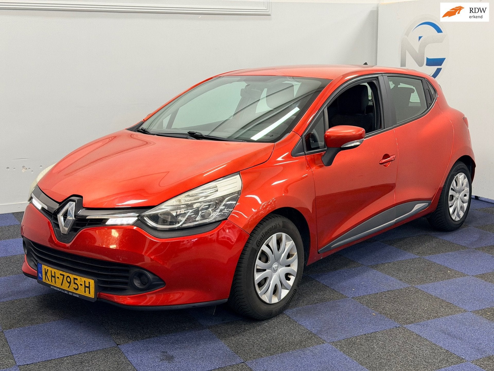 Renault Clio 1.2 Night & Day / NAVI-MULTIEMEDIA / NAP RIJDT, Voorwielaandrijving, Gebruikt, 49 €/maand, Handgeschakeld