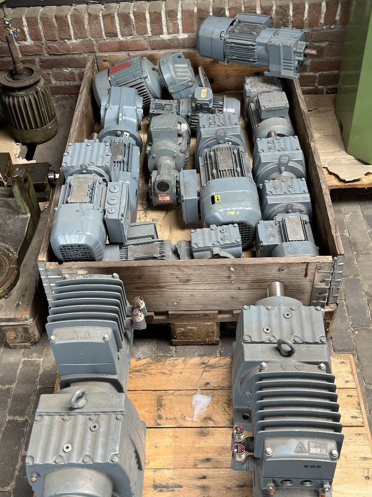elektromotoren, Ophalen, Zo goed als nieuw, Elektromotor