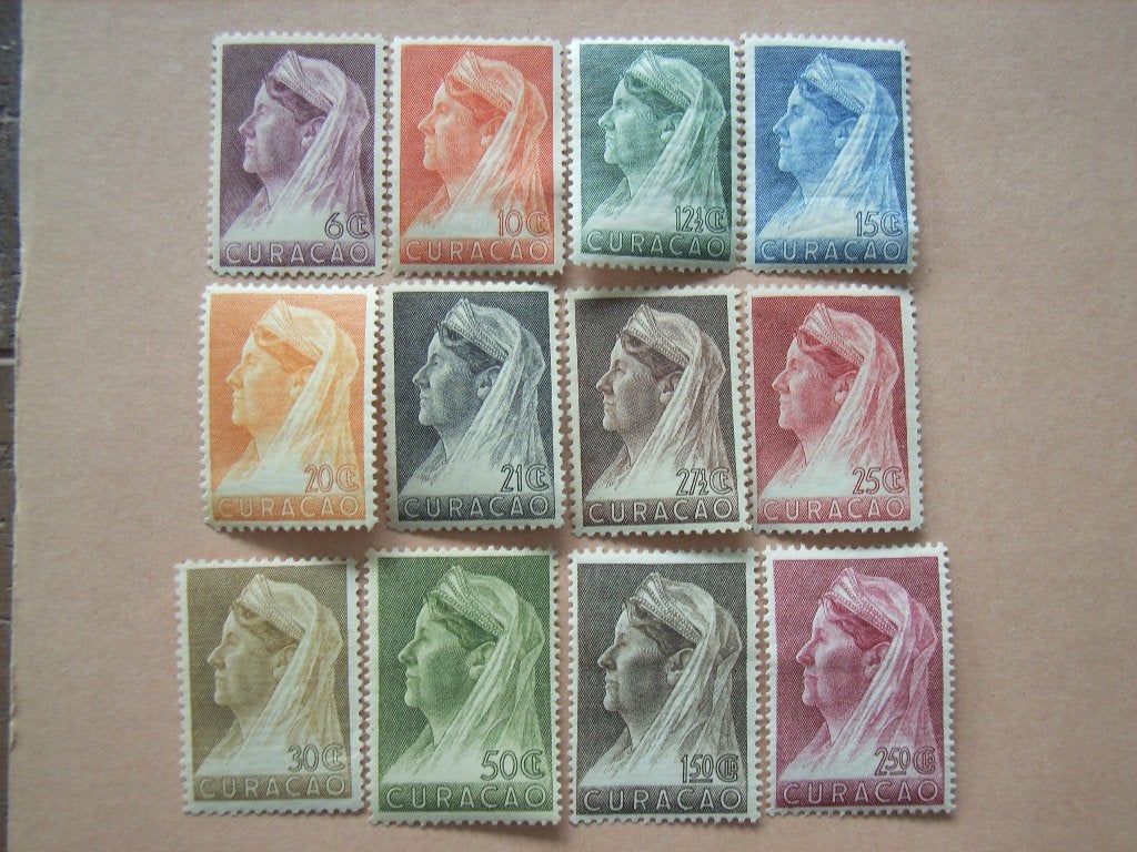BK2   Curacao 126-137, Ophalen of Verzenden