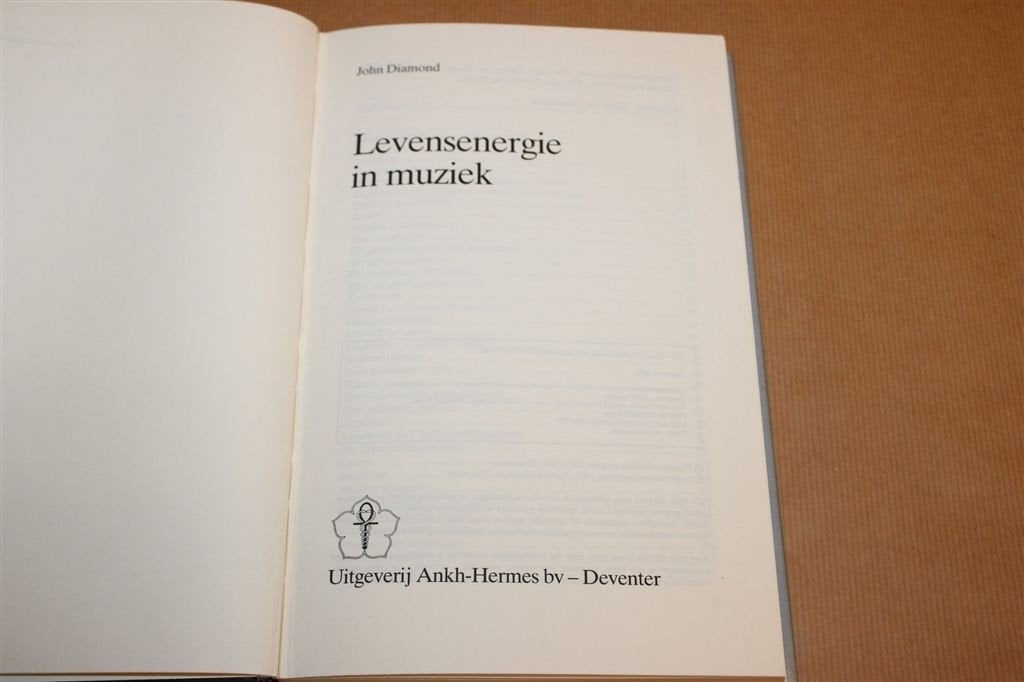 Levensenergie in Muziek — Muziek & Gezondheid, Ophalen of Verzenden, Gelezen, Overige onderwerpen, Achtergrond en Informatie