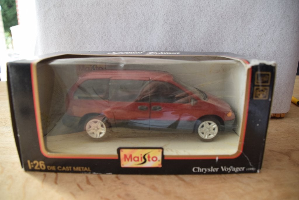 modelauto 1:24, Ophalen of Verzenden, Zo goed als nieuw, Auto, Bburago