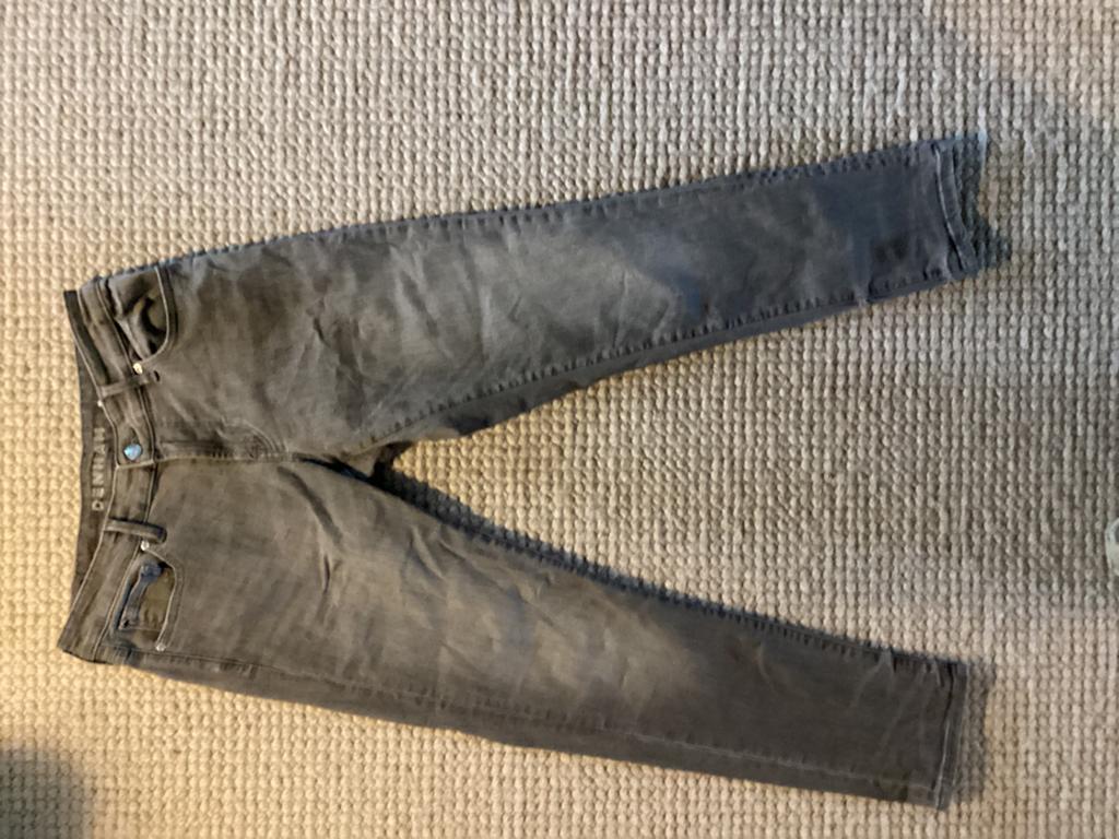 Denham Monroe jeans - mooie grijze kleur W25 L28, Ophalen of Verzenden, Gedragen, Grijs, W27 (confectie 34) of kleiner