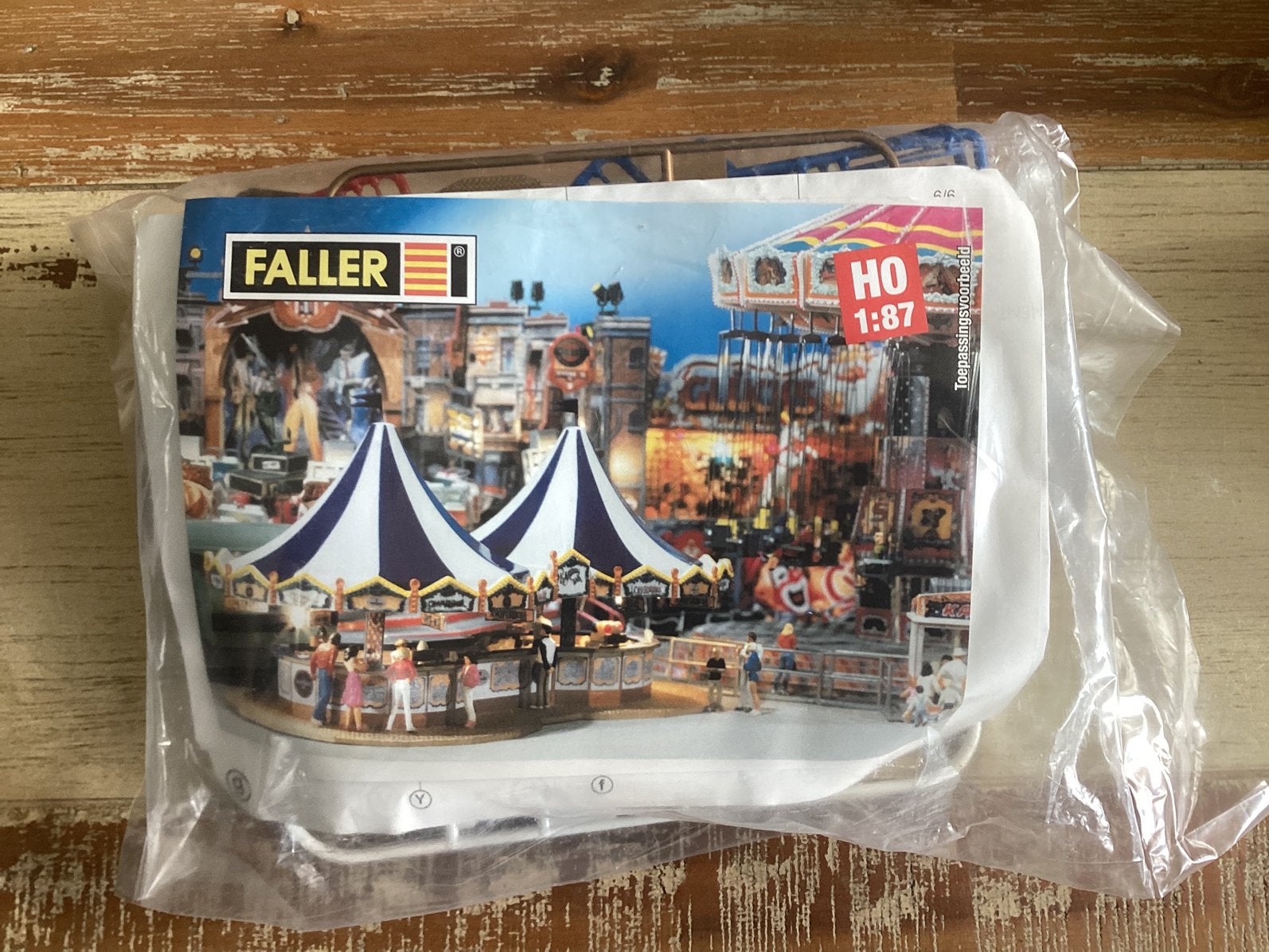Faller HO 140322 kermis drankenstand carrousel bar.  Nieuw., Overige merken, Gelijkstroom of Wisselstroom, Brug, Tunnel of Gebouw