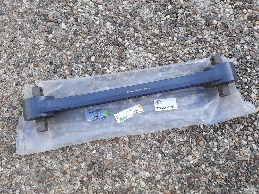 Draagarm DT Spare Parts  2.62194 voor Volvo    NIEUW, Auto-onderdelen, Vrachtwagen-onderdelen, Ophalen of Verzenden, Nieuw, Mercedes-Benz