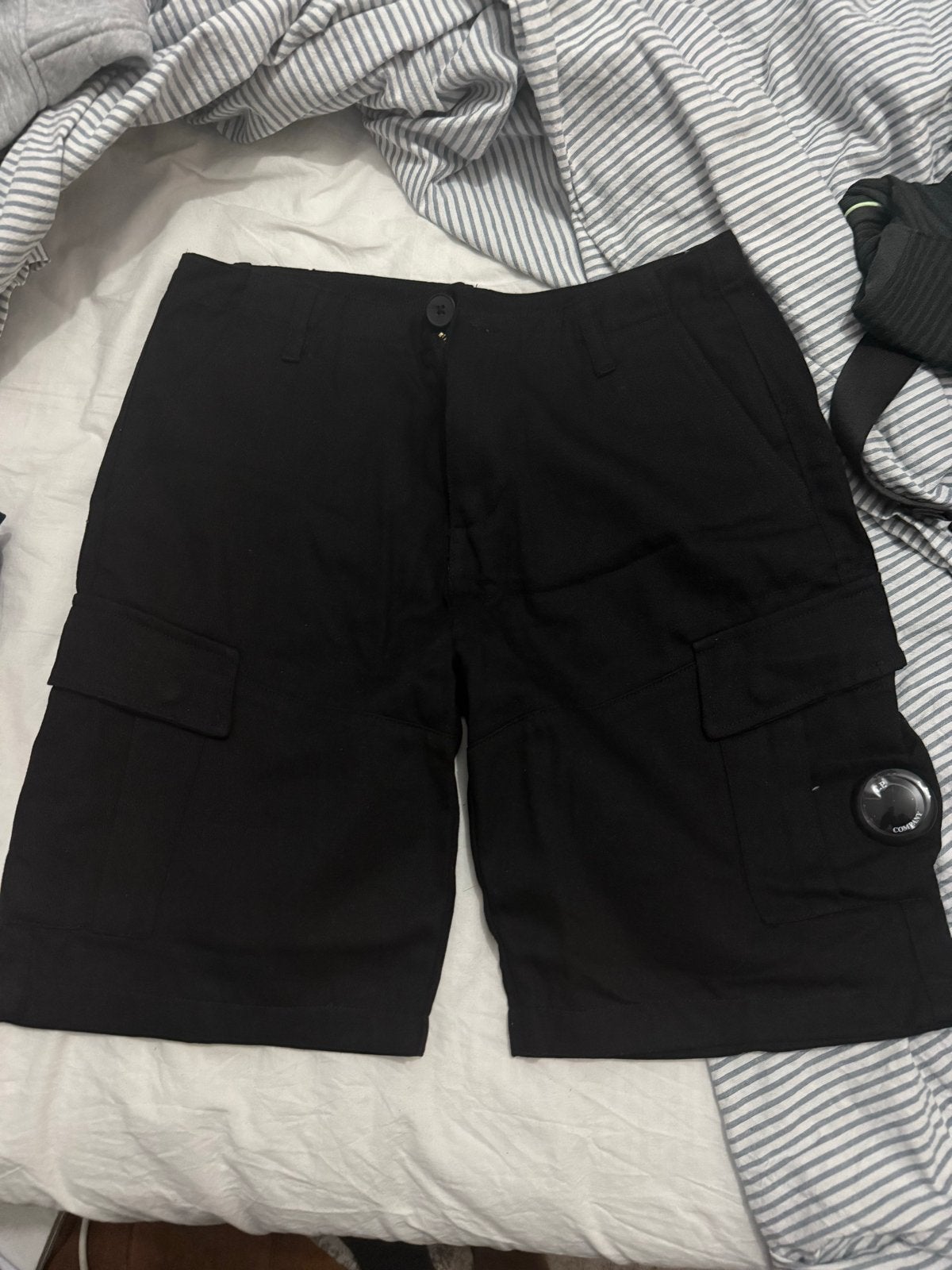 CP Company korte broek maat S, Ophalen of Verzenden, Nieuw, Maat 46 (S) of kleiner, Zwart