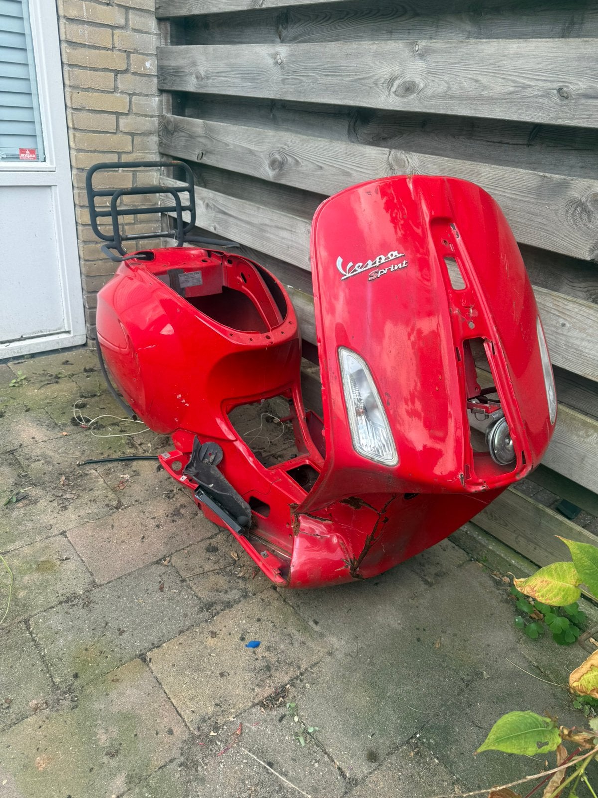 Vespa sprint frame 2015 snor 2e eigenaar geen wok frame krom, Ophalen