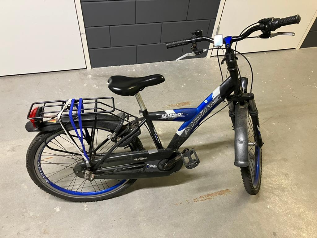 Alpina Yabber kinderfiets 24 inch, Fietsen en Brommers, Ophalen, Terugtraprem, Versnellingen, Gebruikt
