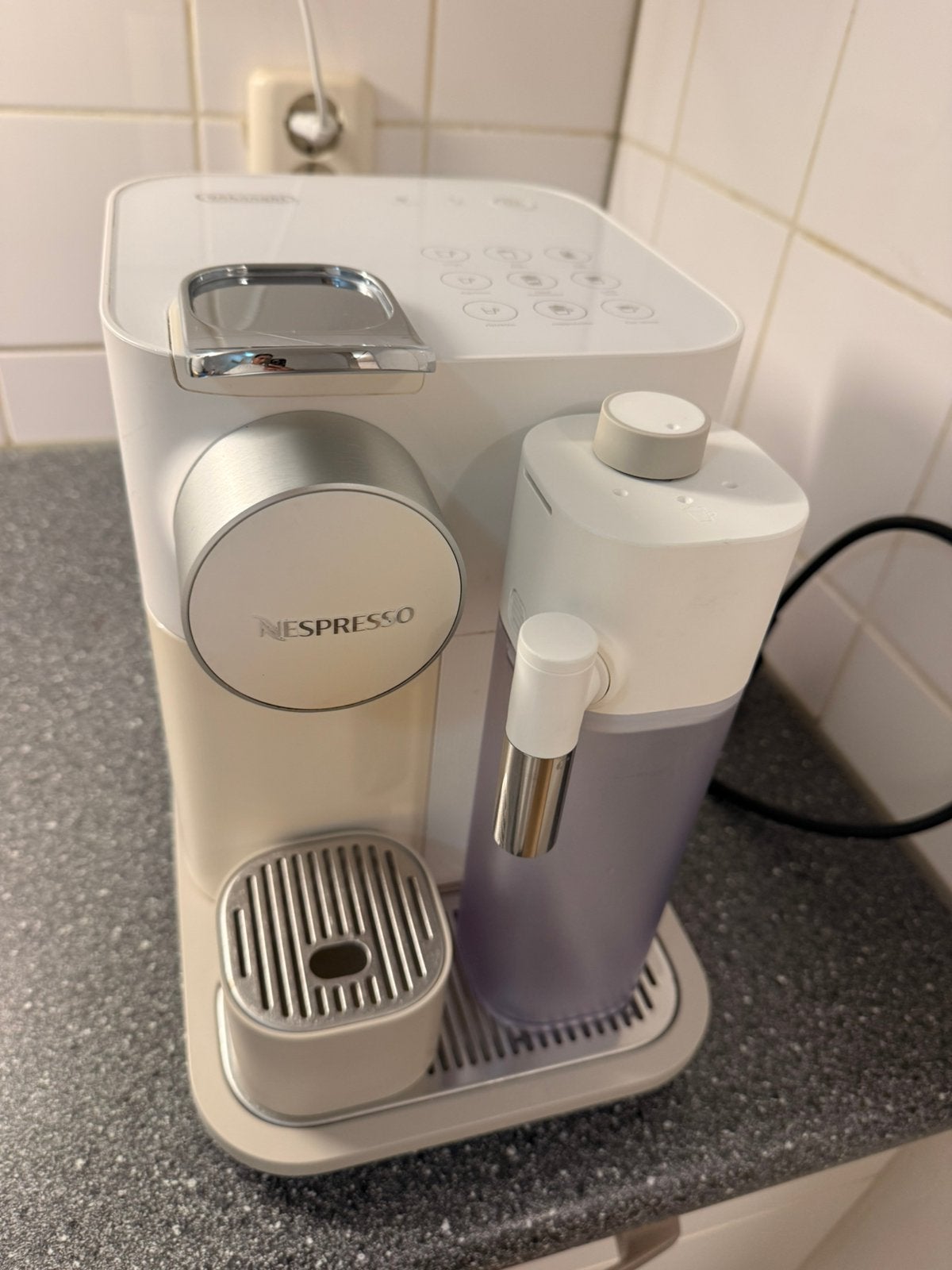 De'Longhi Nespresso Gran Lattissima, Ophalen, Gebruikt, Koffiemachine