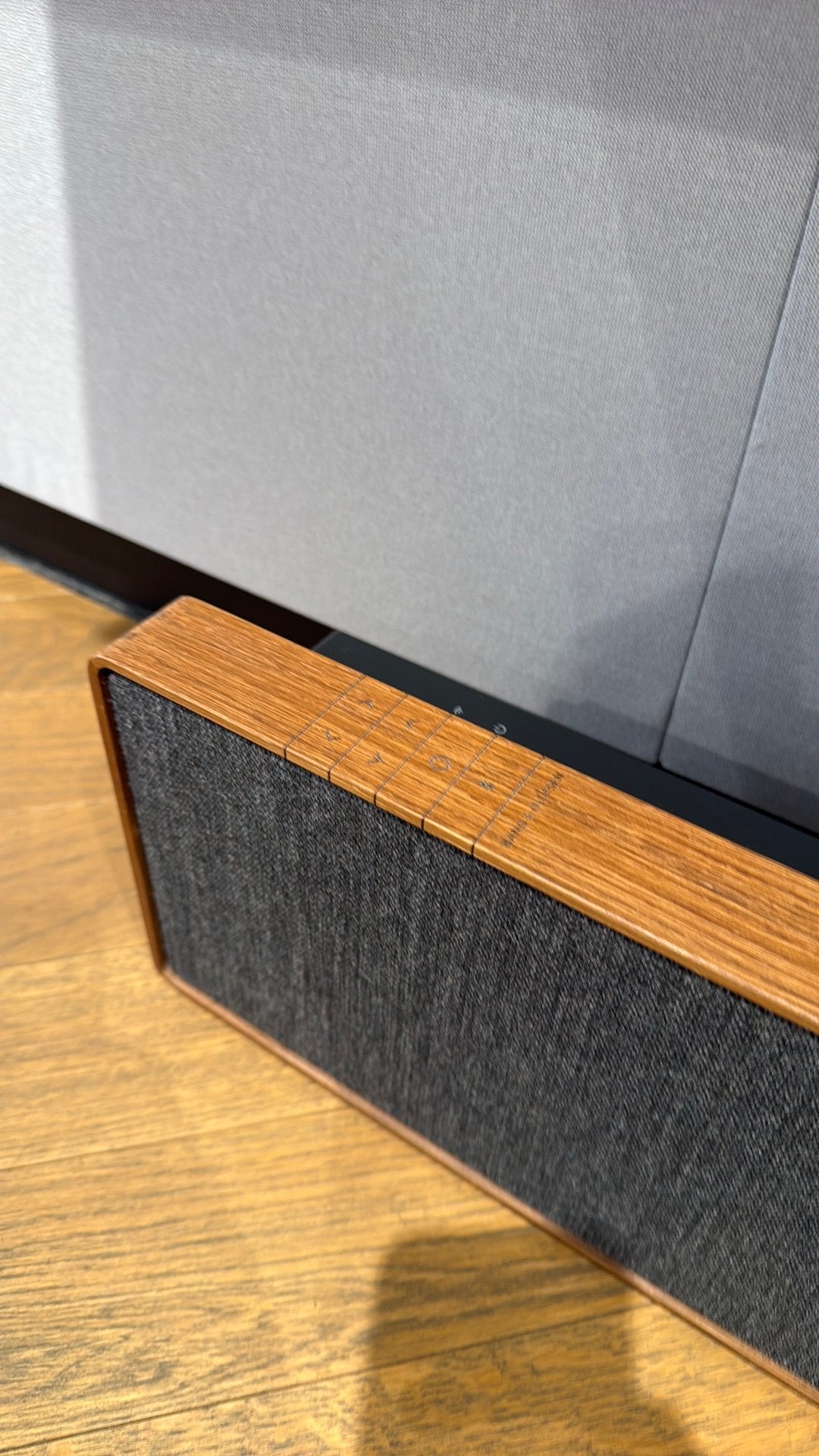 Bang & Olufsen B&O BeoSound Stage Hout, Bang & Olufsen, Info@bang-olufsen.dk, Ophalen of Verzenden, Zo goed als nieuw