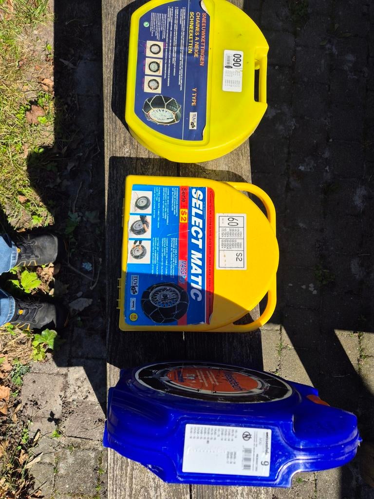 Sneeuwkettingen, Ophalen