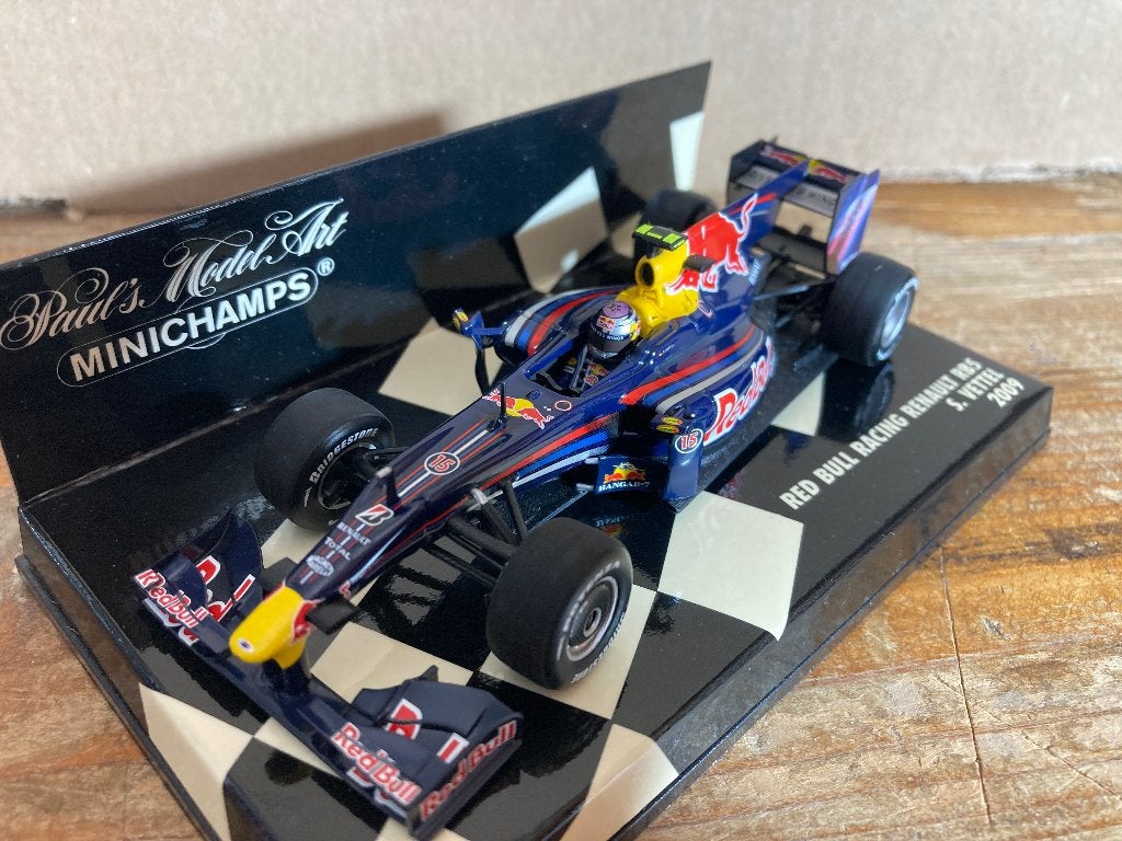Sebastian Vettel 1:43 2009 Red Bull Racing Renault RB5, Ophalen of Verzenden, Nieuw, Formule 1