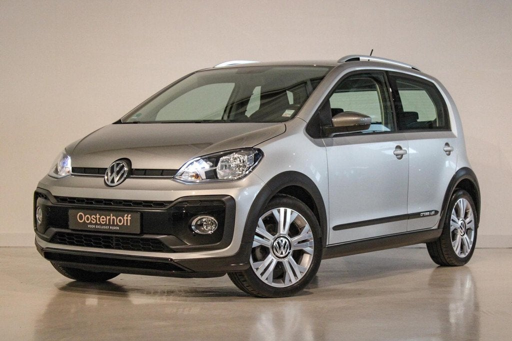 Volkswagen Up! 1.0 BMT cross up!, Voorwielaandrijving, Stof, Gebruikt, 4 stoelen