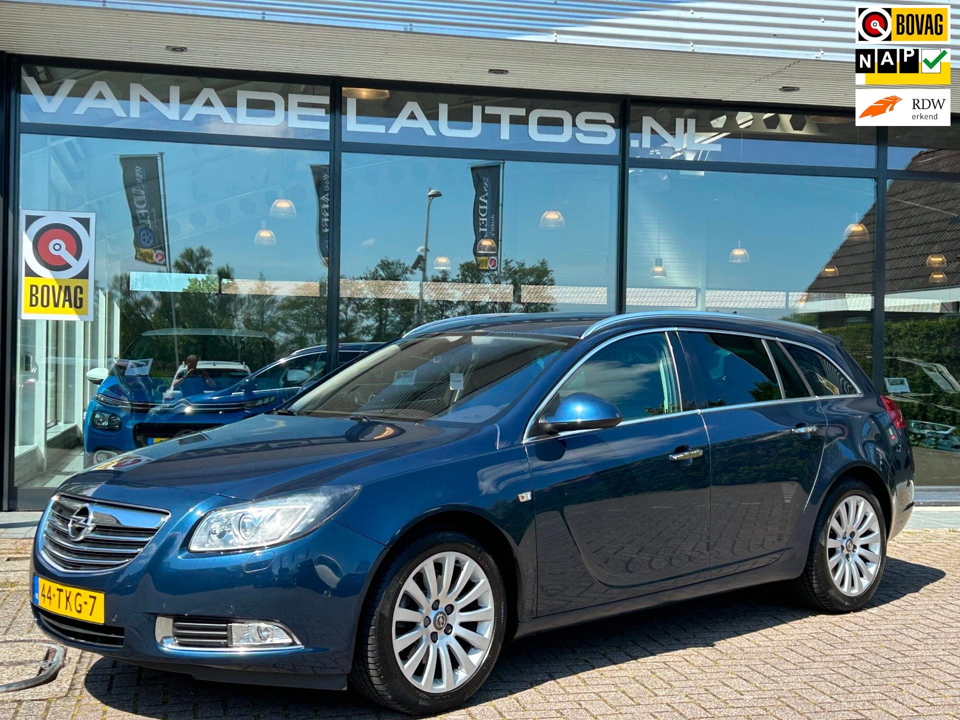 Opel Insignia Sports Tourer 1.6 T Cosmo Navi Clima Cruise Pa, Auto's, Opel, Euro 5, Stof, Gebruikt, Zwart