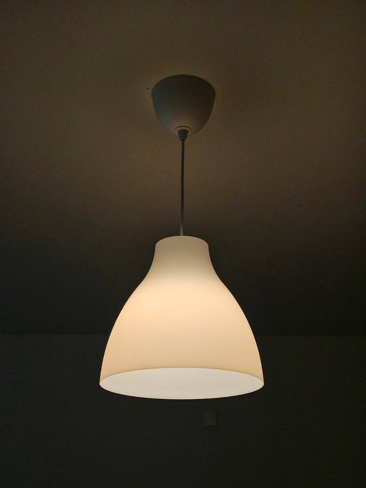 IKEA Melodi hanglamp - Wit, werkt perfect, Ophalen, Kunststof, E27 (groot), Zo goed als nieuw