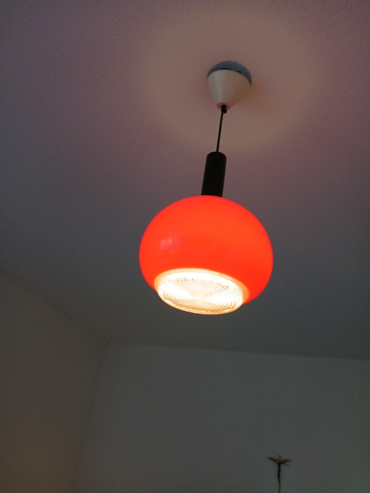 space age lamp met prachtig effect, Kunststof, Space age original, Zo goed als nieuw, E27 (groot)