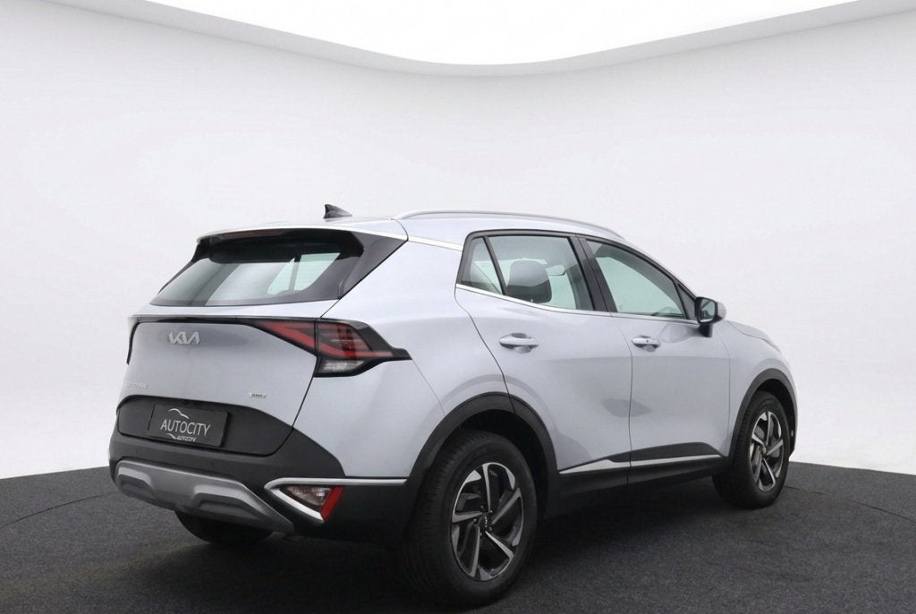 Kia Sportage 1.6 T-GDi Hybrid 230PK DynamicLine | Adaptive C, Auto's, Gebruikt, 4 cilinders, Adaptive Cruise Control, Bedrijf