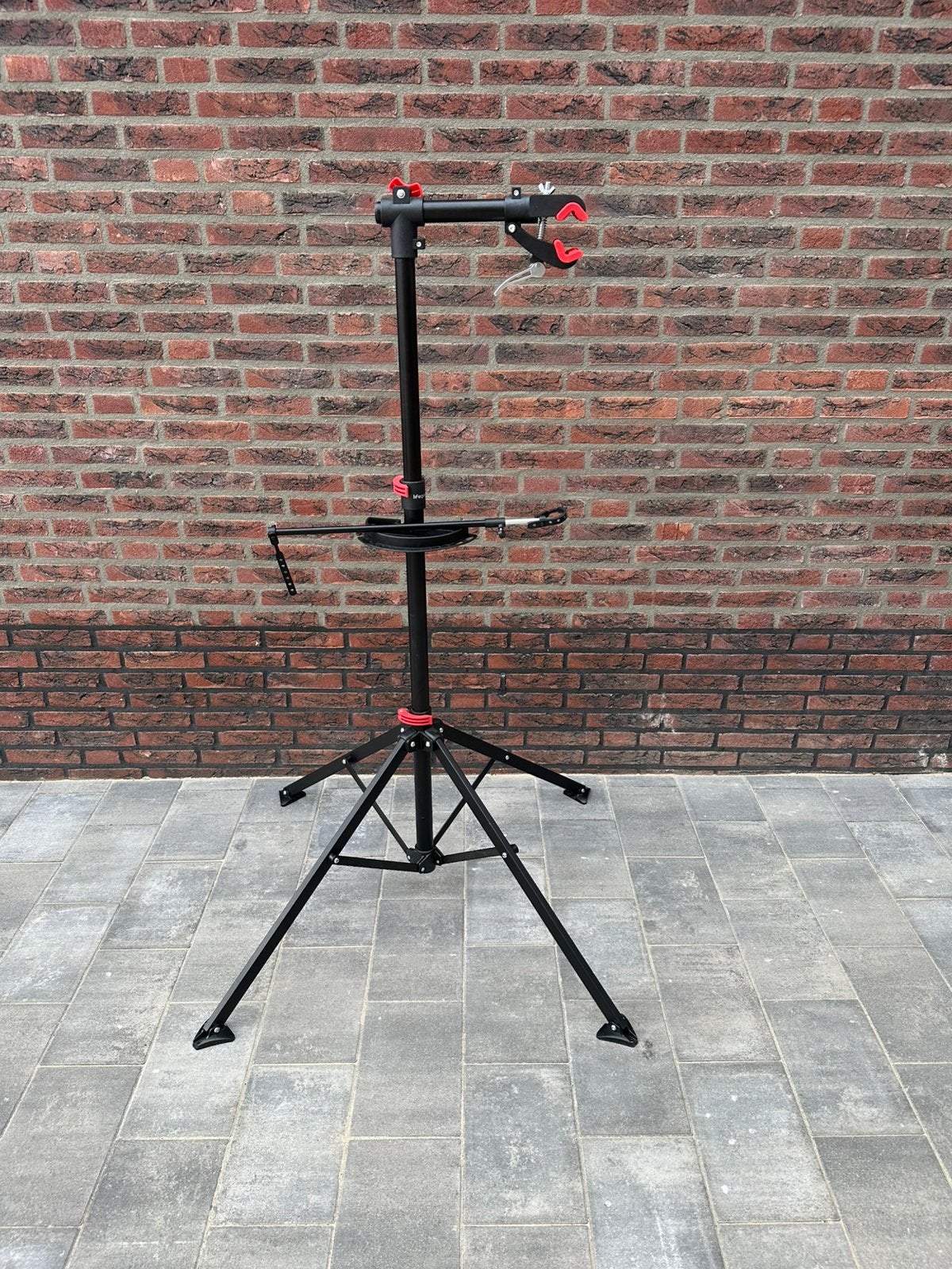 Lifegoods Fiets Standaard – Opvouwbaar en Verstelbaar, Ophalen, Zo goed als nieuw
