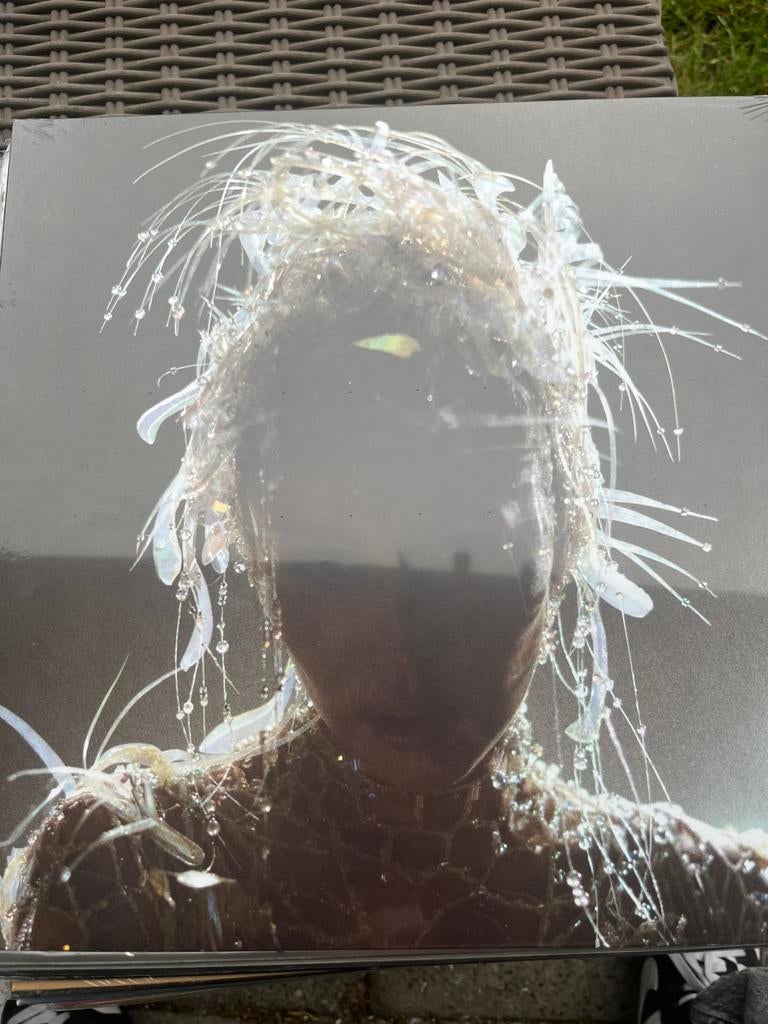 Miley Cyrus - Something beautiful Nieuw Vinyl, Cd's en Dvd's, Vinyl | Pop, Ophalen of Verzenden, Zo goed als nieuw, Overige formaten