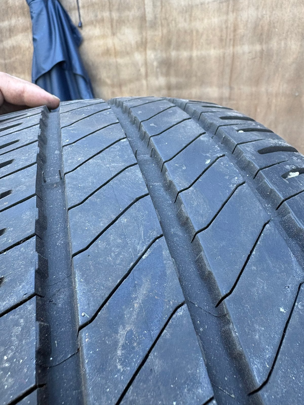 Michelin Agilis 3 Zomerband 215/60 R17 C, Ophalen, 17 inch, Band(en), Zomerbanden