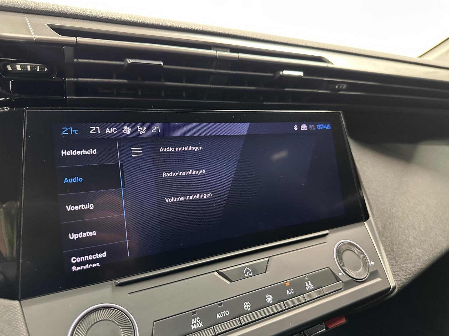 Foto 31 van Peugeot 308 1.2 PureTech Active Pack Business CARPLAY NAVI C