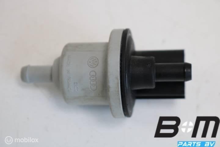 Magneetklep in onderdruksysteem VW Polo 2G 06D133517B, Gebruikt